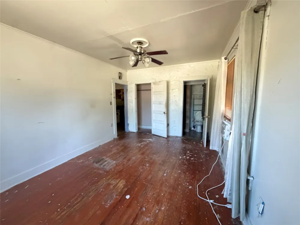 418 Bunert Corsicana, TX 75110
