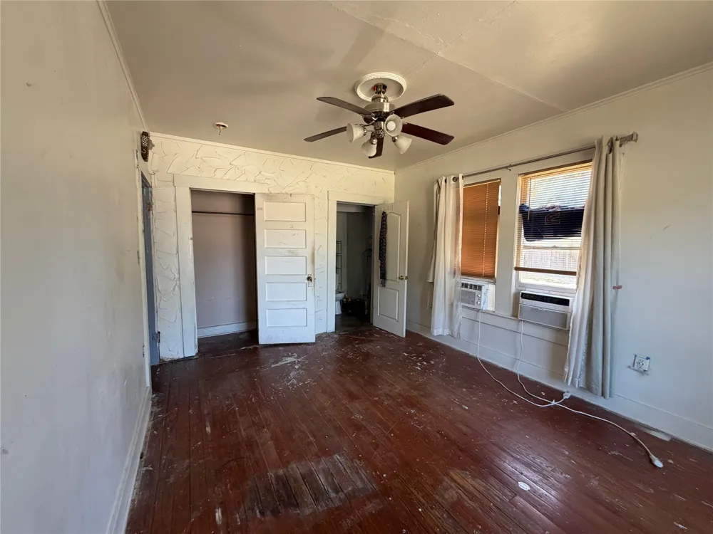 418 Bunert Corsicana, TX 75110