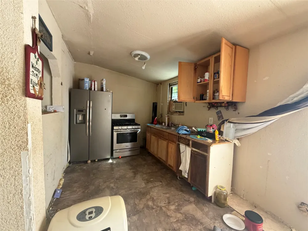 418 Bunert Corsicana, TX 75110