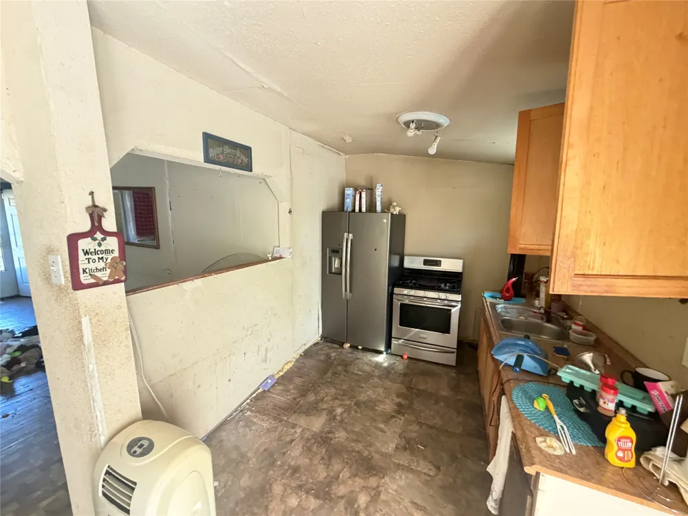 418 Bunert Corsicana, TX 75110