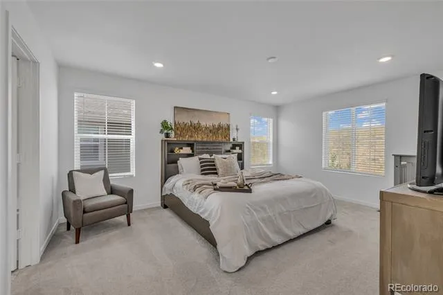 828 Yankee Boy Loop Elizabeth, CO 80107