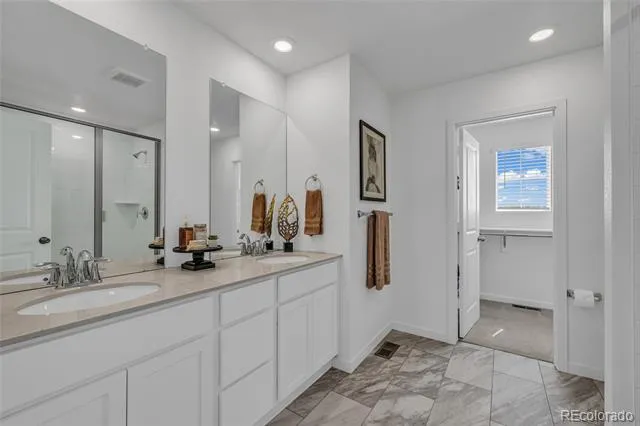 828 Yankee Boy Loop Elizabeth, CO 80107