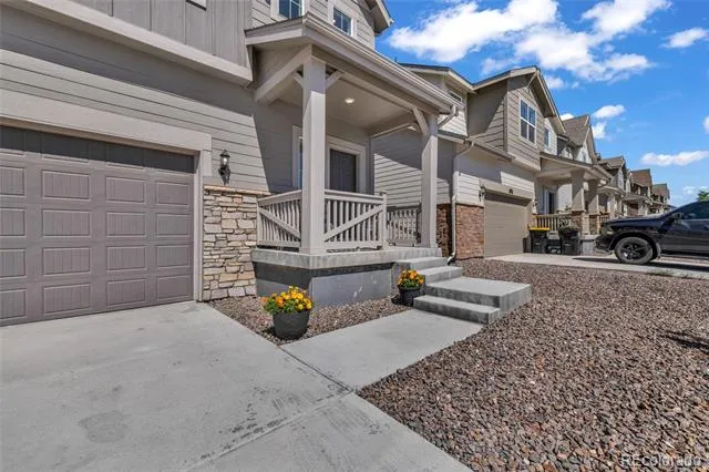 828 Yankee Boy Loop Elizabeth, CO 80107