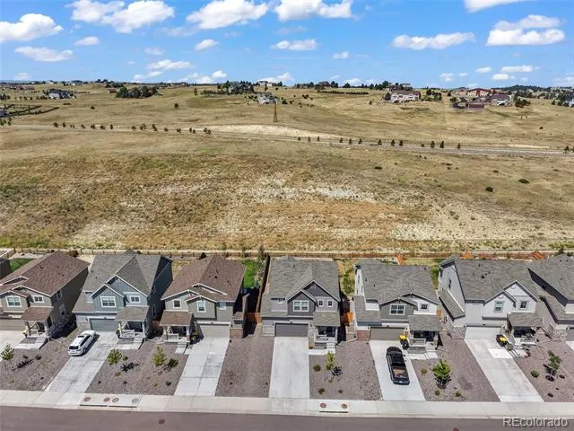 828 Yankee Boy Loop Elizabeth, CO 80107