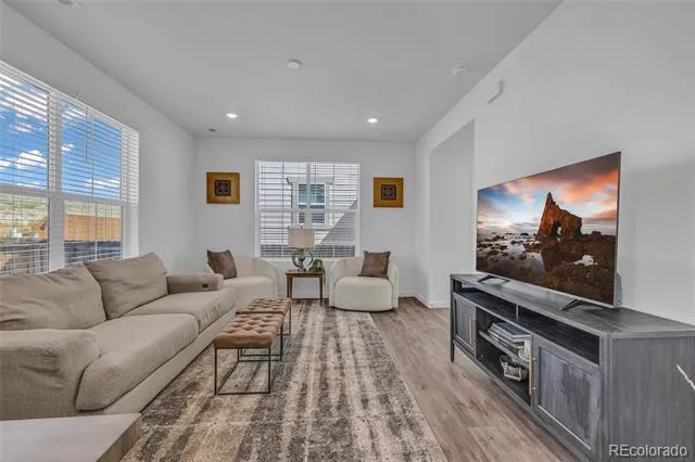 828 Yankee Boy Loop Elizabeth, CO 80107