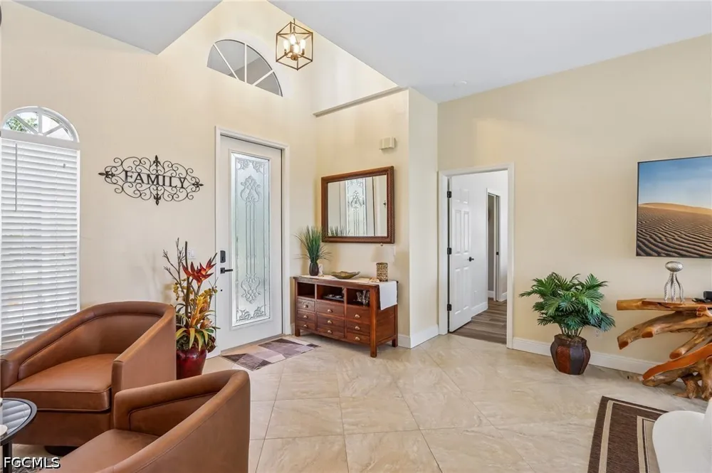 Royal Tee Circle Cape Coral, FL 33991