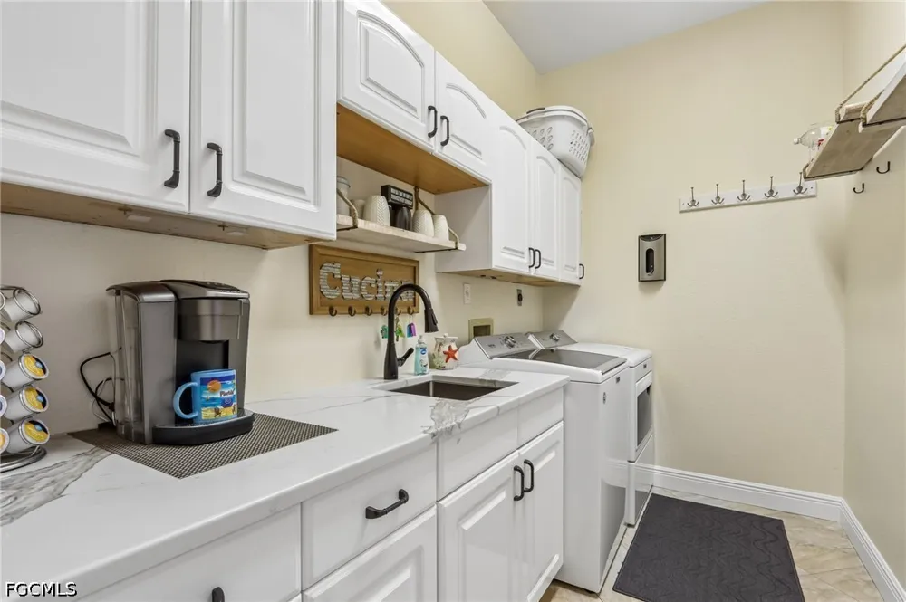 Royal Tee Circle Cape Coral, FL 33991