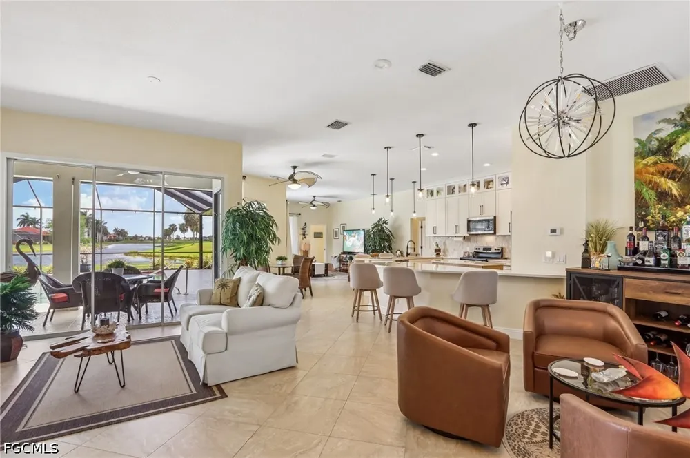 Royal Tee Circle Cape Coral, FL 33991