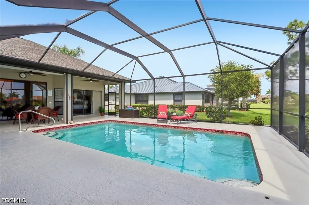 Royal Tee Circle Cape Coral, FL 33991