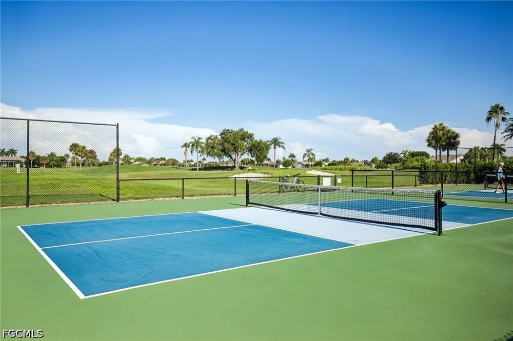 Royal Tee Circle Cape Coral, FL 33991