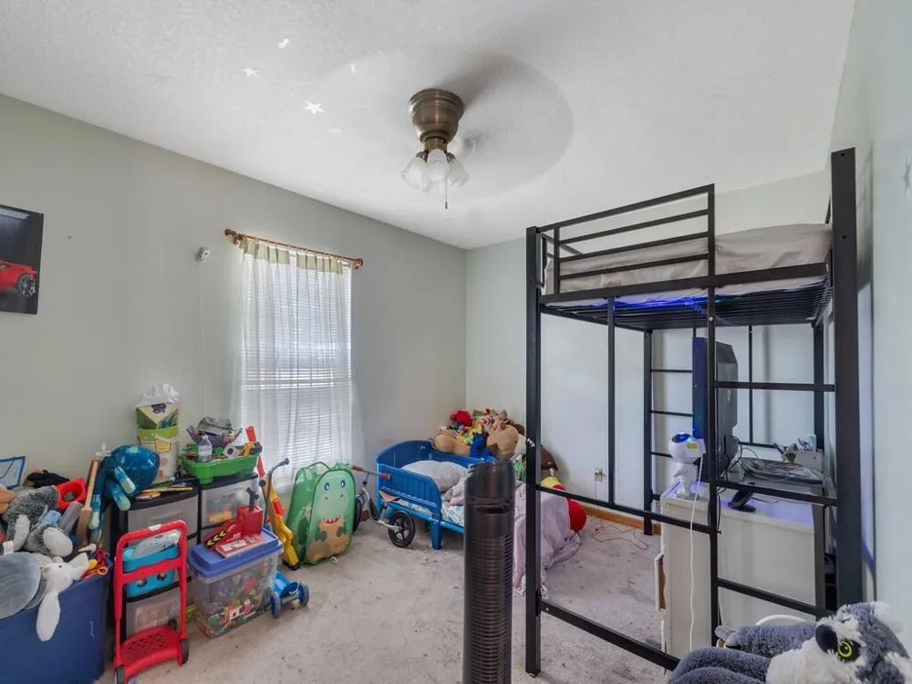 689 CABALLERO AVENUE SE Palm Bay, FL 32909