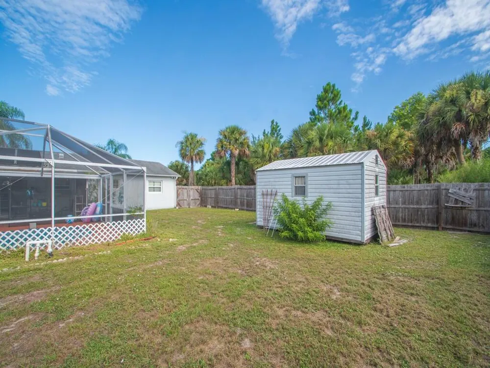 689 CABALLERO AVENUE SE Palm Bay, FL 32909