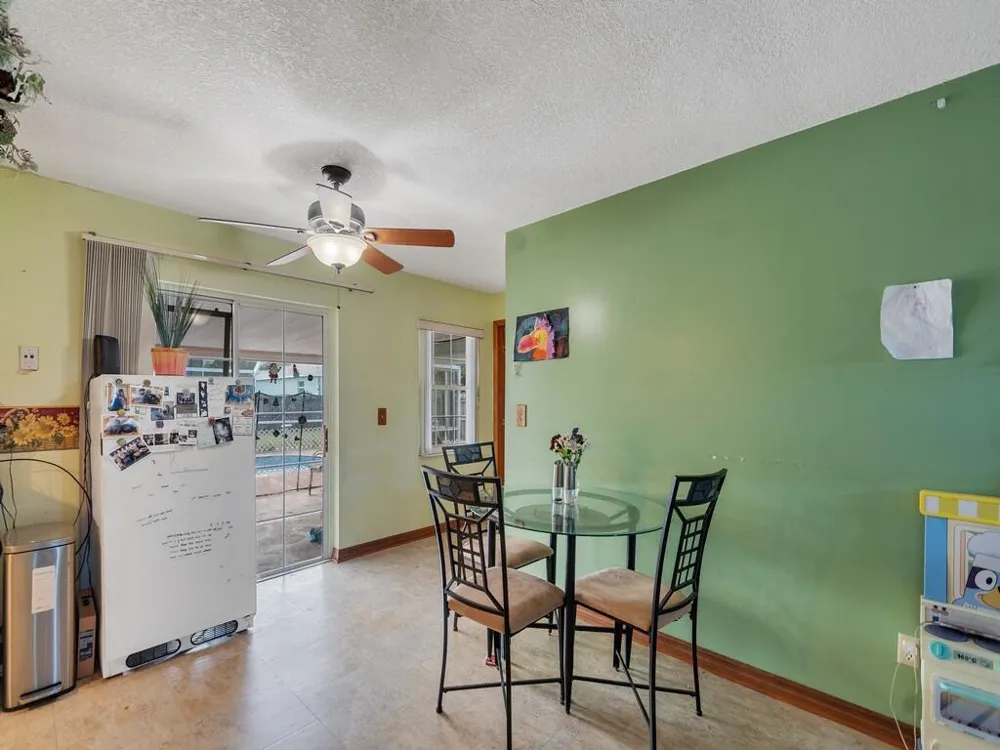 689 CABALLERO AVENUE SE Palm Bay, FL 32909