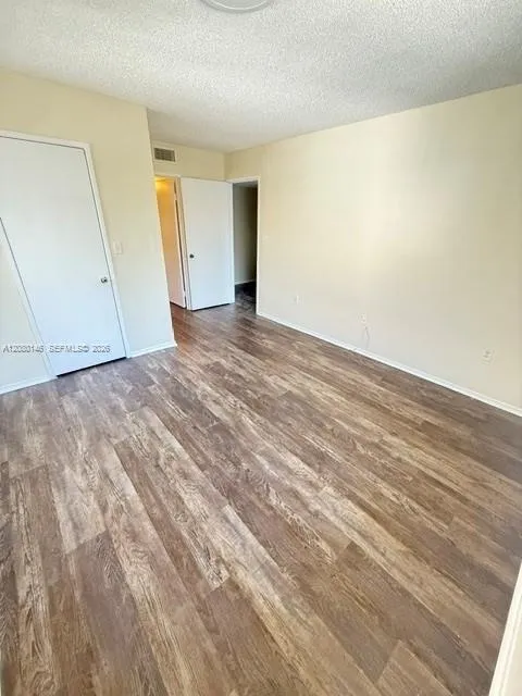 8331 Coral Lake Dr #8331 Coral Springs, FL 33065