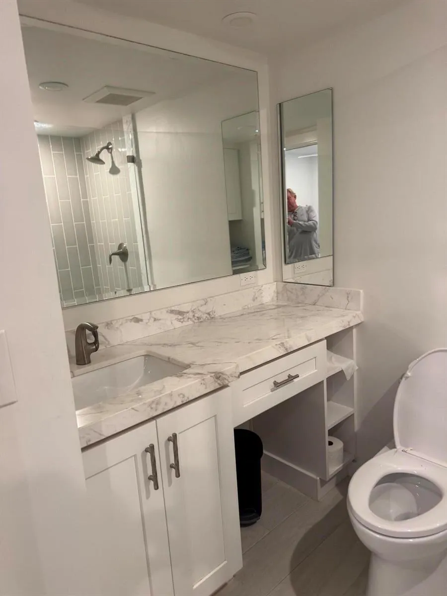 1041 HILLSBORO MILE #11 Hillsboro Beach, FL 33062
