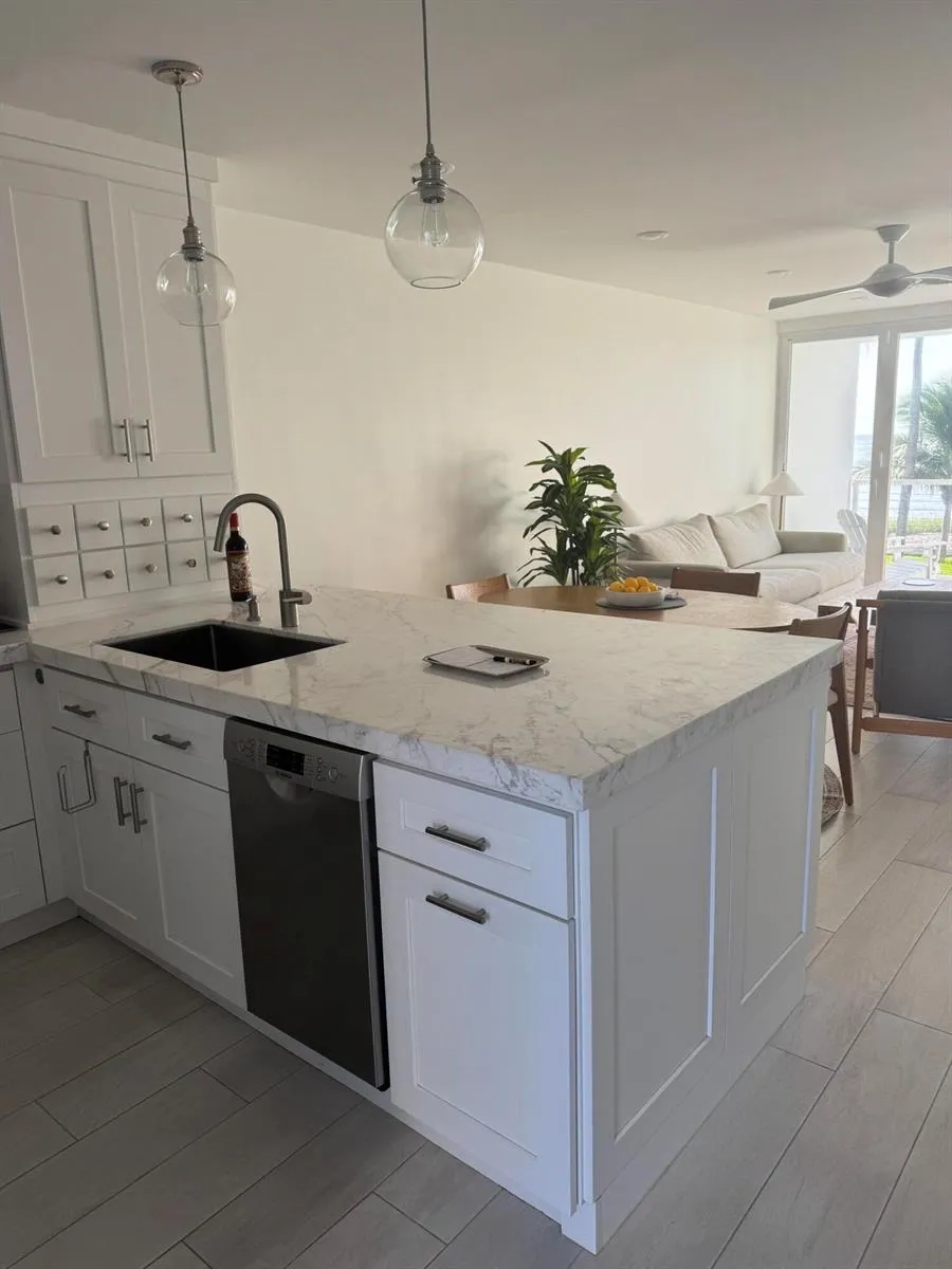 1041 HILLSBORO MILE #11 Hillsboro Beach, FL 33062