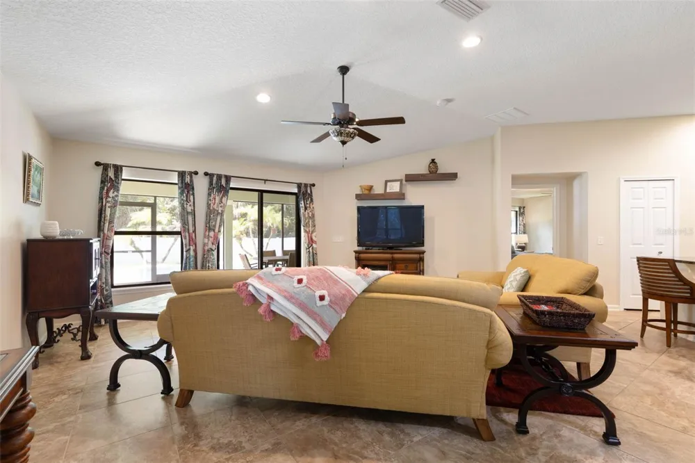 164 TUSCANY BEND STREET Daytona Beach, FL 32117