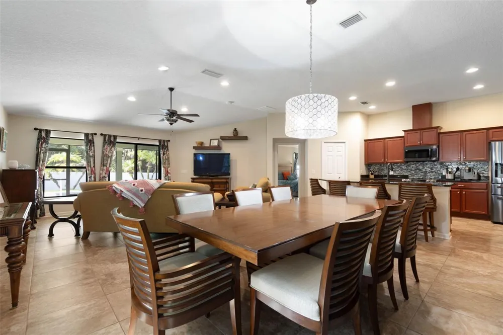 164 TUSCANY BEND STREET Daytona Beach, FL 32117