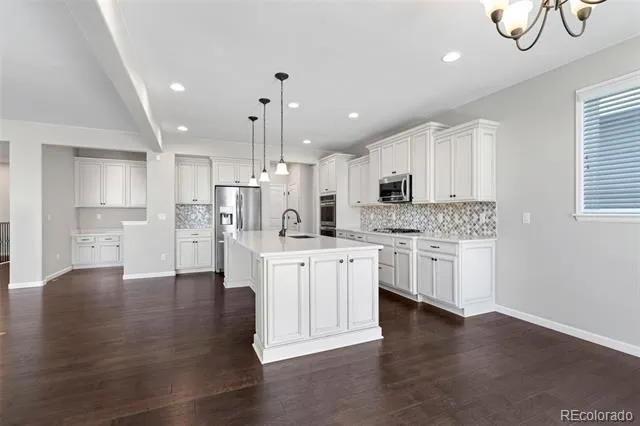 15401 E 113th Avenue Commerce City, CO 80022
