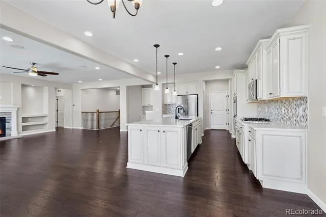 15401 E 113th Avenue Commerce City, CO 80022