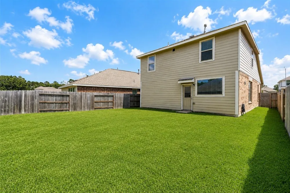 1938 Foxtail Creek Ct Crosby, TX 77532