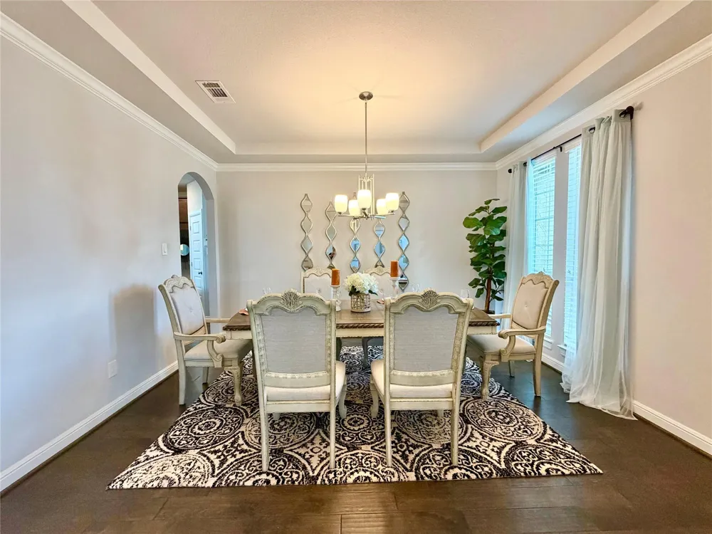 6503 Jesse Creek Lane Sugar Land, TX 77479
