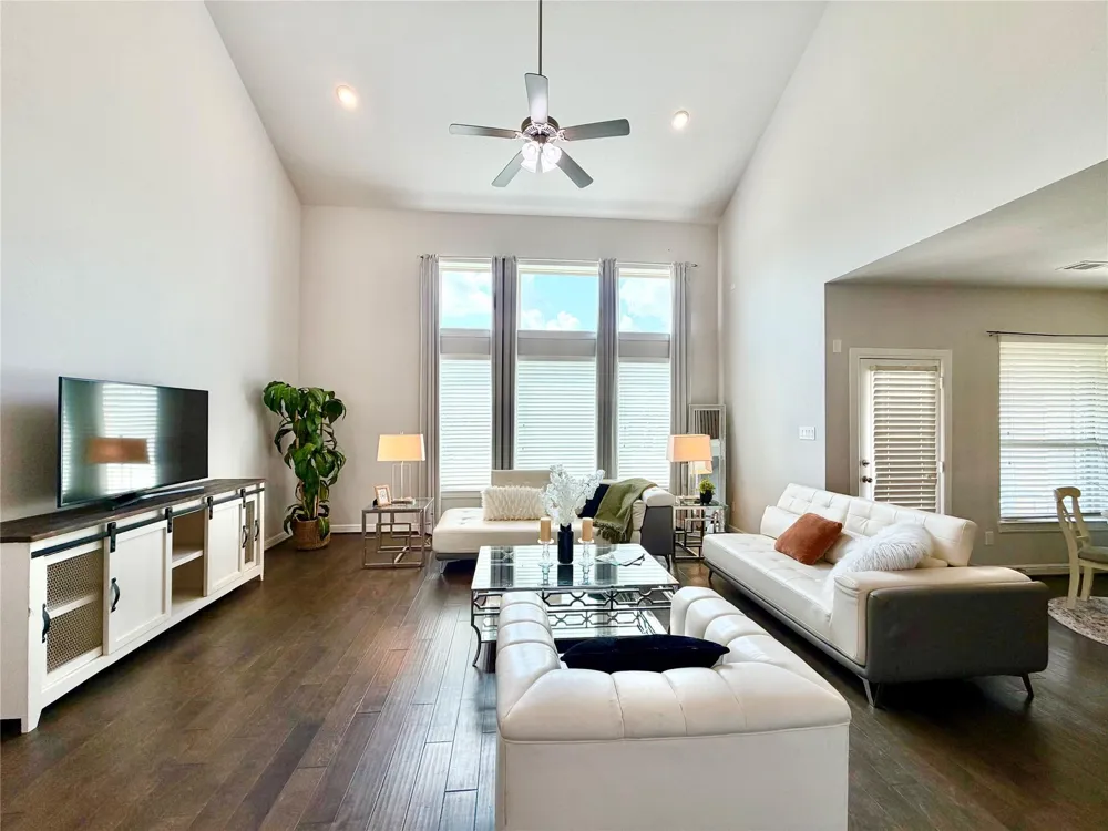 6503 Jesse Creek Lane Sugar Land, TX 77479