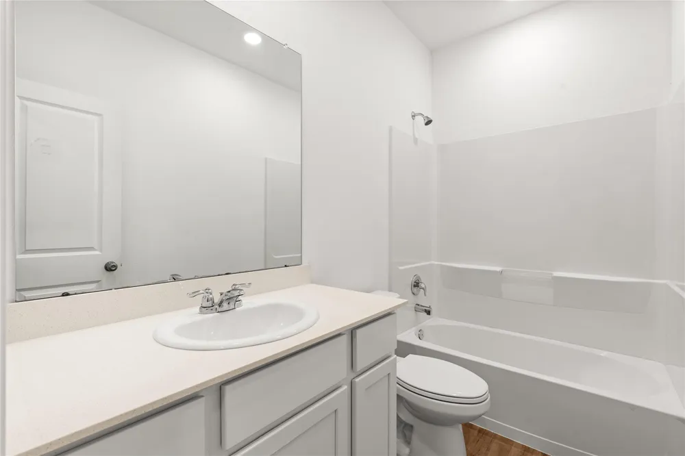 2039 Barrett Gables Drive Crosby, TX 77532