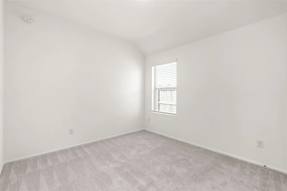 2039 Barrett Gables Drive Crosby, TX 77532