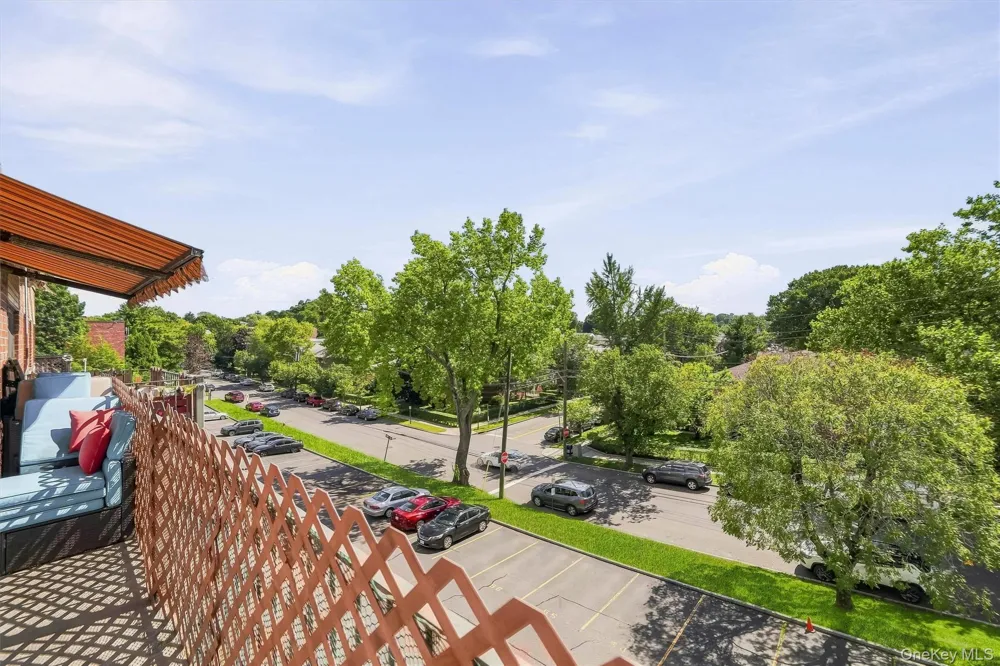 115 Dehaven Drive #305 Yonkers, NY 10703