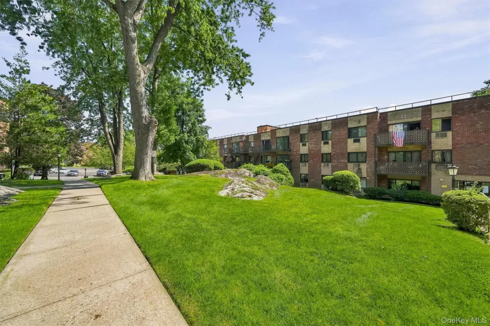 115 Dehaven Drive #305 Yonkers, NY 10703