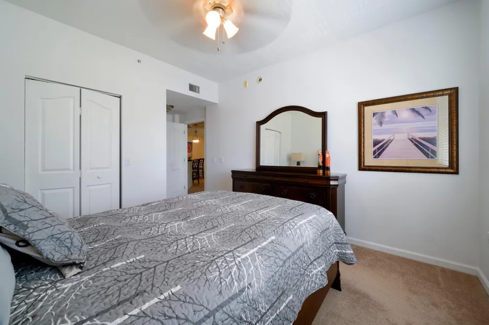 5205 Myrtlewood Circle E #201 Palm Beach Gardens, FL 33418