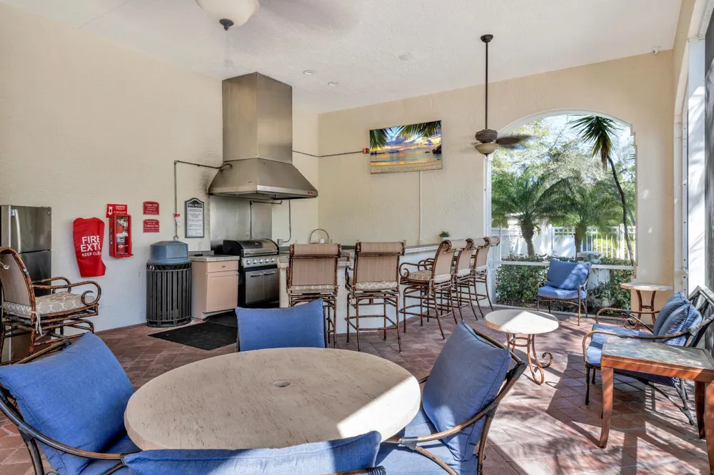 5205 Myrtlewood Circle E #201 Palm Beach Gardens, FL 33418