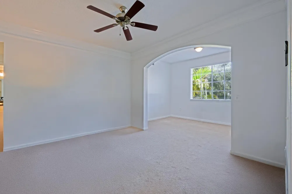 5205 Myrtlewood Circle E #201 Palm Beach Gardens, FL 33418