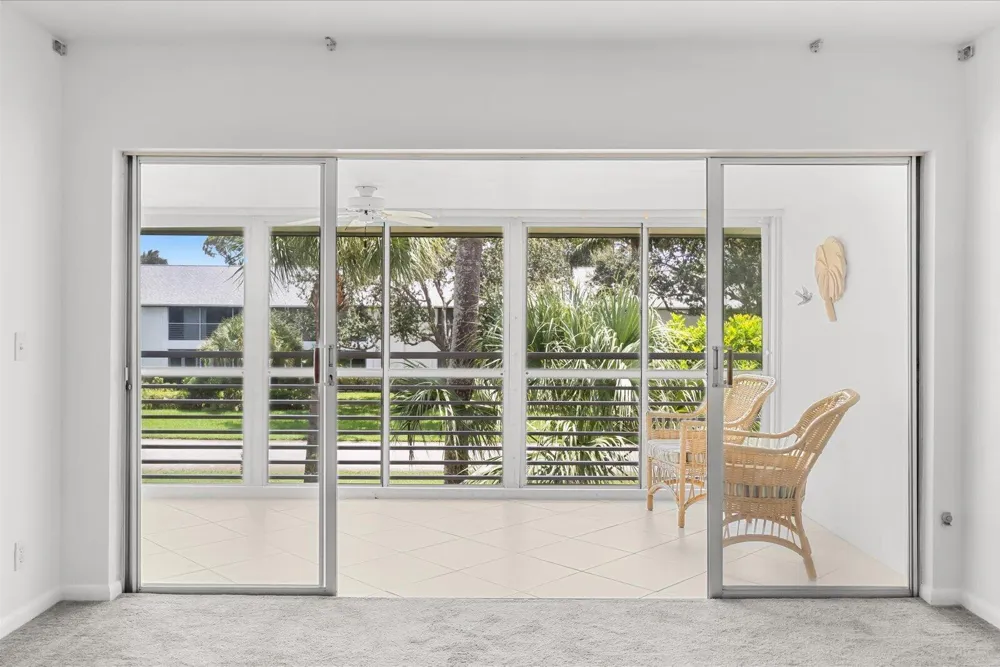 2 GARDEN STREET #203M Tequesta, FL 33469