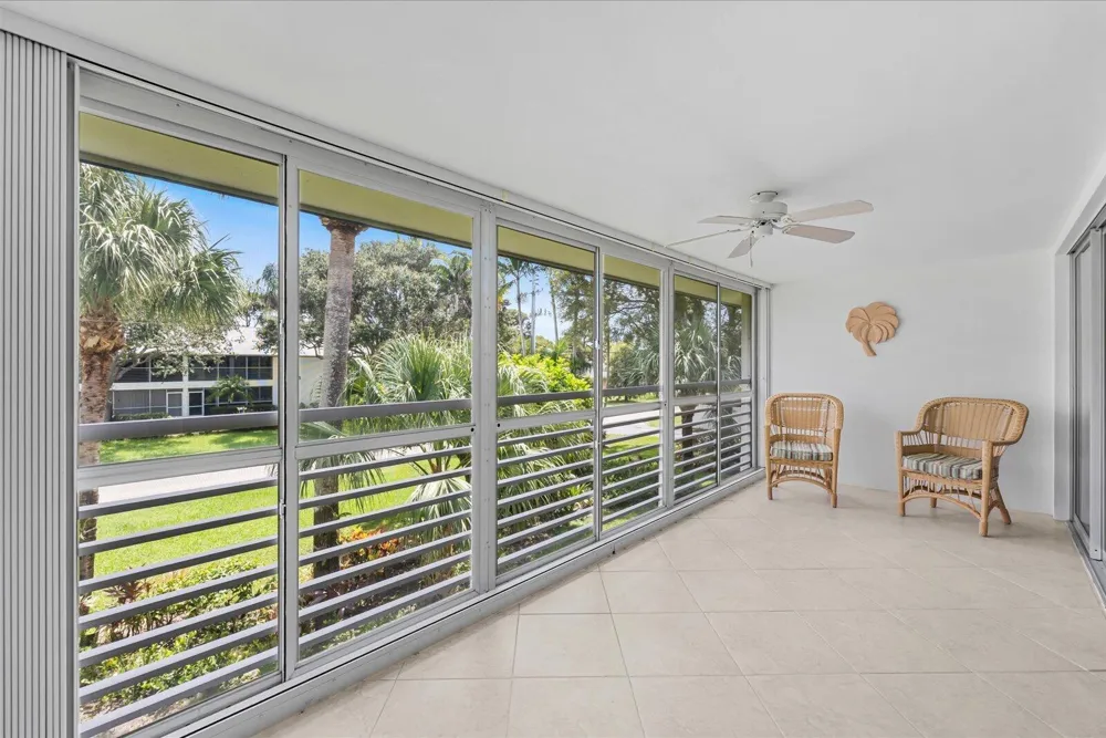 2 GARDEN STREET #203M Tequesta, FL 33469