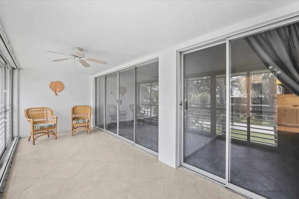 2 GARDEN STREET #203M Tequesta, FL 33469