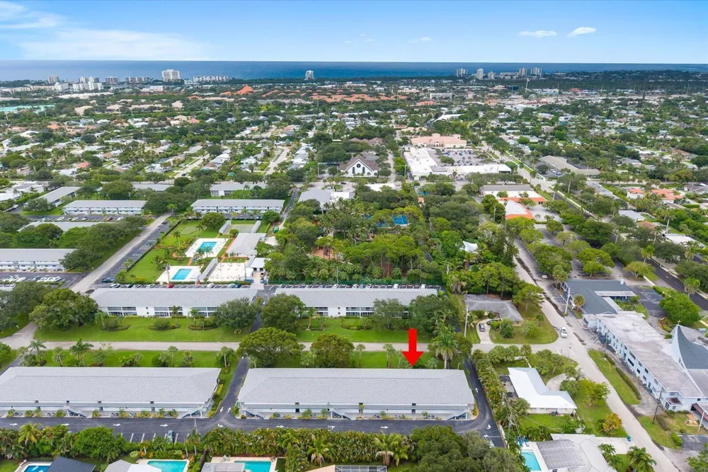 2 GARDEN STREET #203M Tequesta, FL 33469