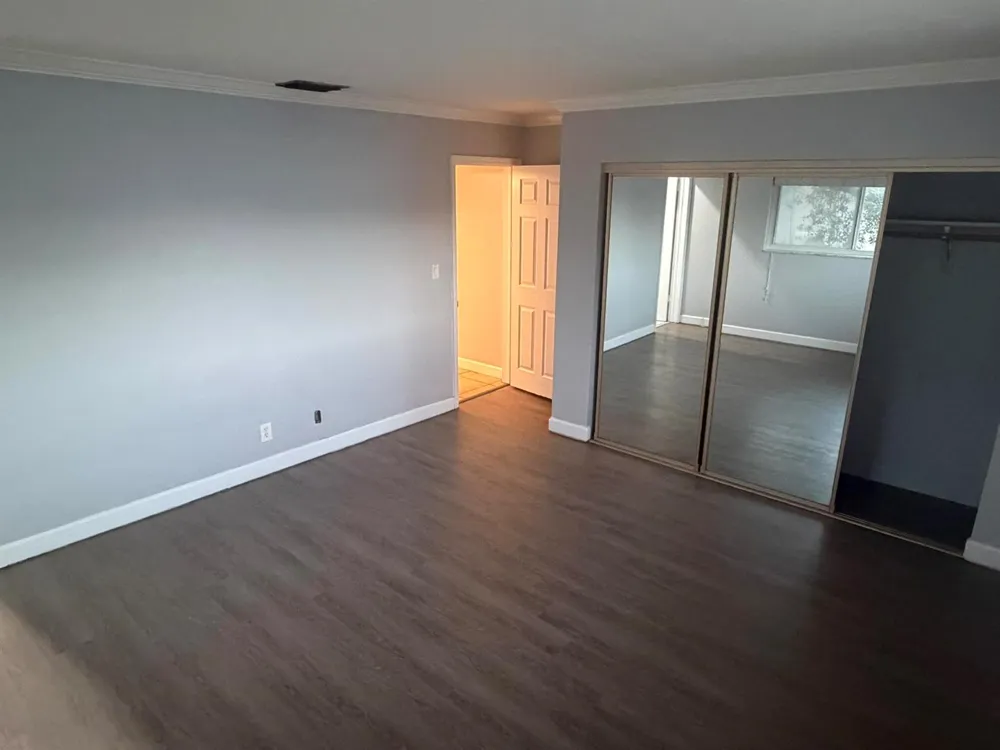 2701 MIDDLE RIVER DRIVE #21 Fort Lauderdale, FL 33306