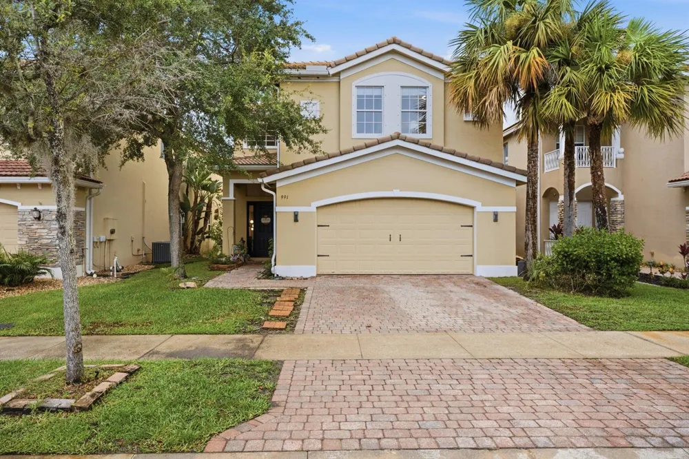 991 NW Leonardo Circle Port St. Lucie, FL 34986