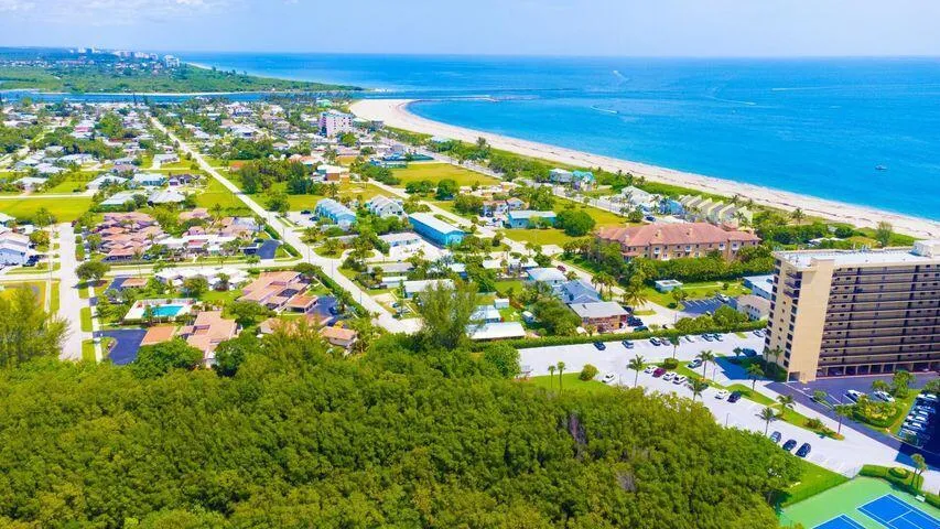 1772 Gulfstream Avenue #E1 Fort Pierce, FL 34949