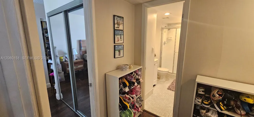2780 NE 183rd St #212 Aventura, FL 33160