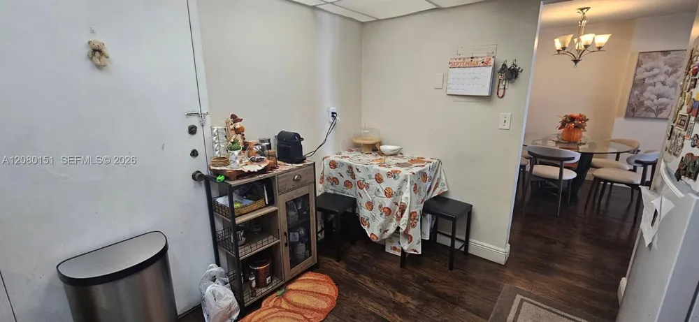 2780 NE 183rd St #212 Aventura, FL 33160