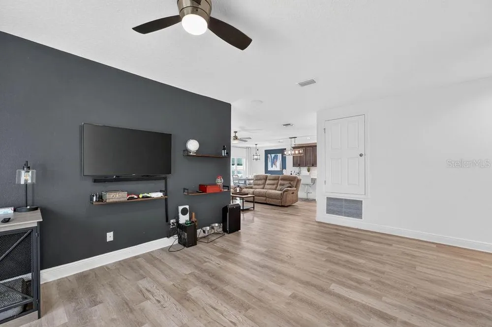 594 BELLINGHAM WAY Minneola, FL 34715
