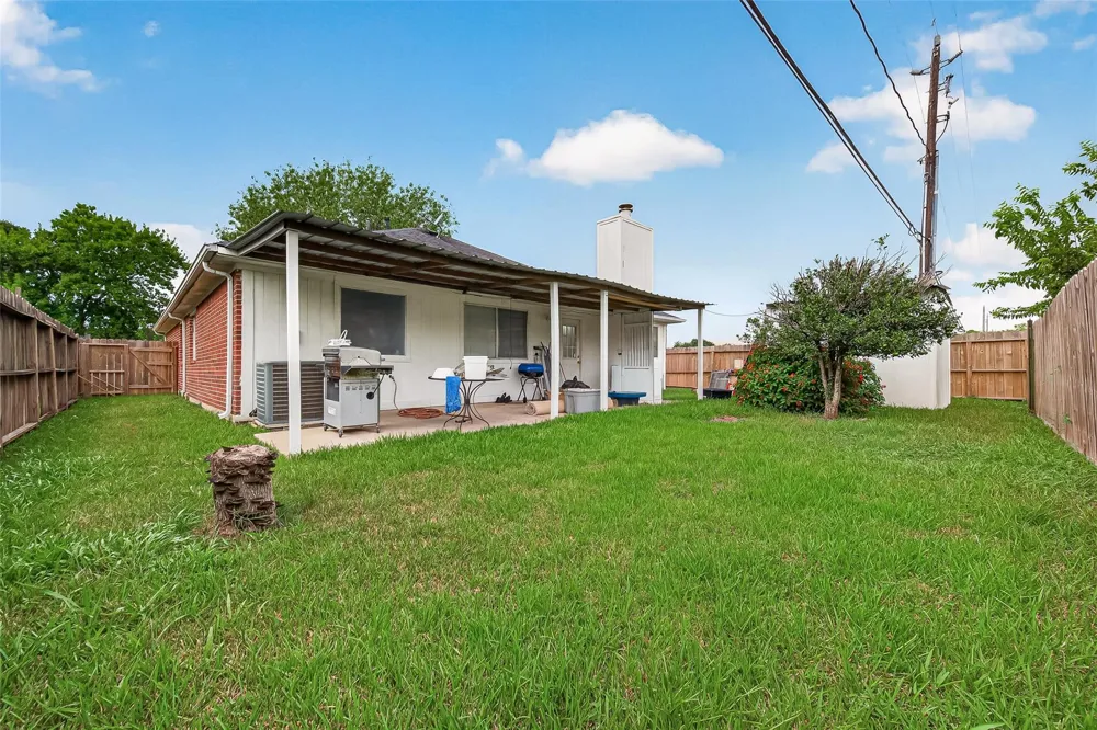 3501 Riverside Drive Pearland, TX 77581