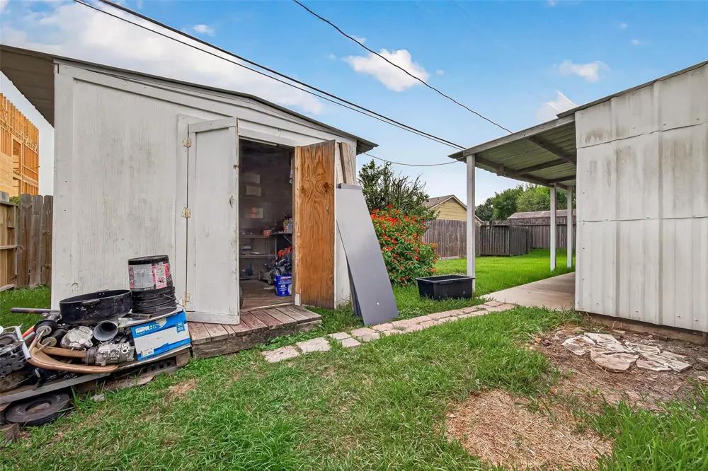 3501 Riverside Drive Pearland, TX 77581