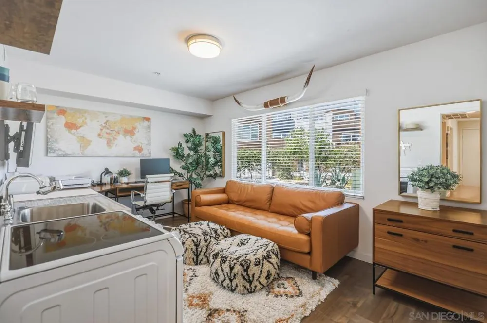 4100 Voltaire St #101 San Diego, CA 92107