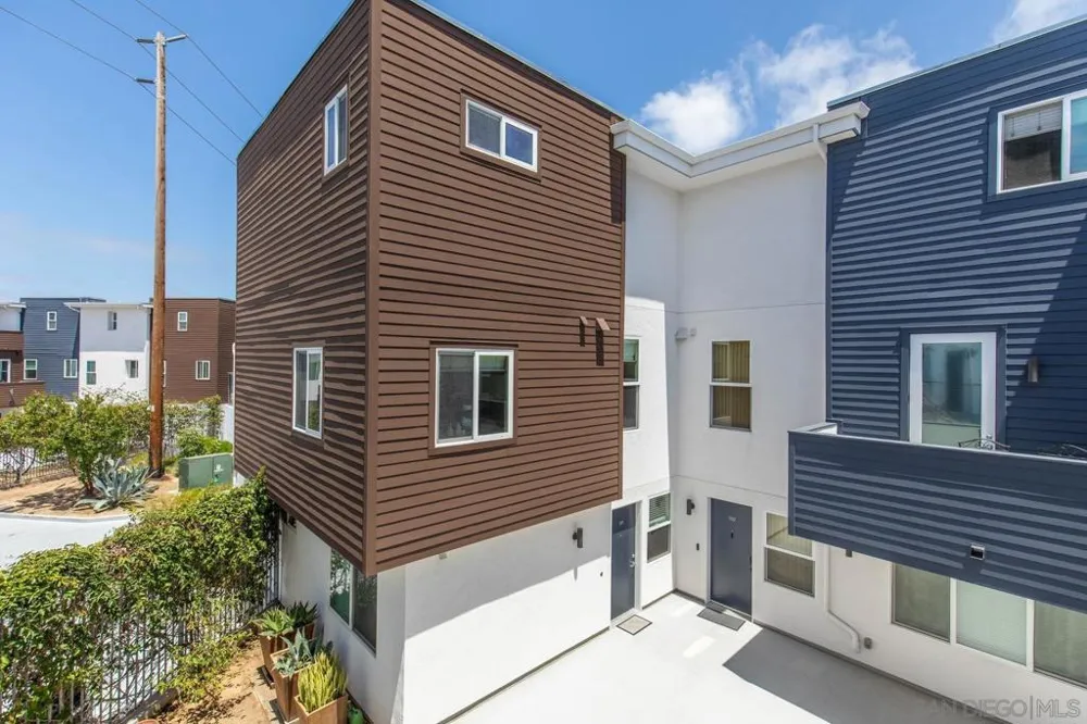 4100 Voltaire St #101 San Diego, CA 92107