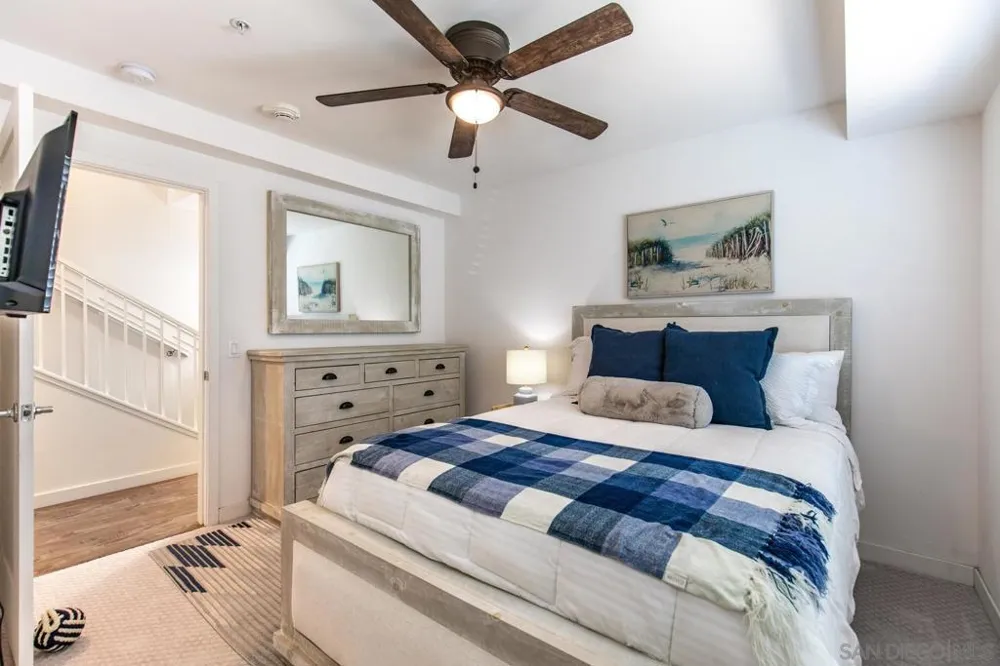 4100 Voltaire St #101 San Diego, CA 92107