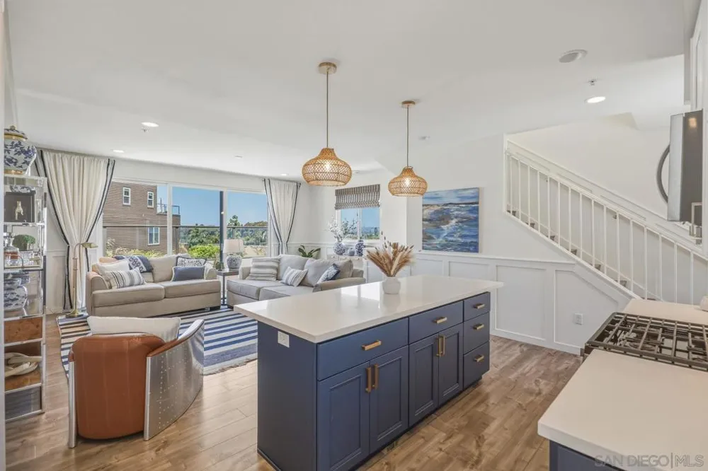 4100 Voltaire St #101 San Diego, CA 92107